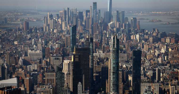 Global economic growth to ease to 3.2% in 2024, IMF predicts